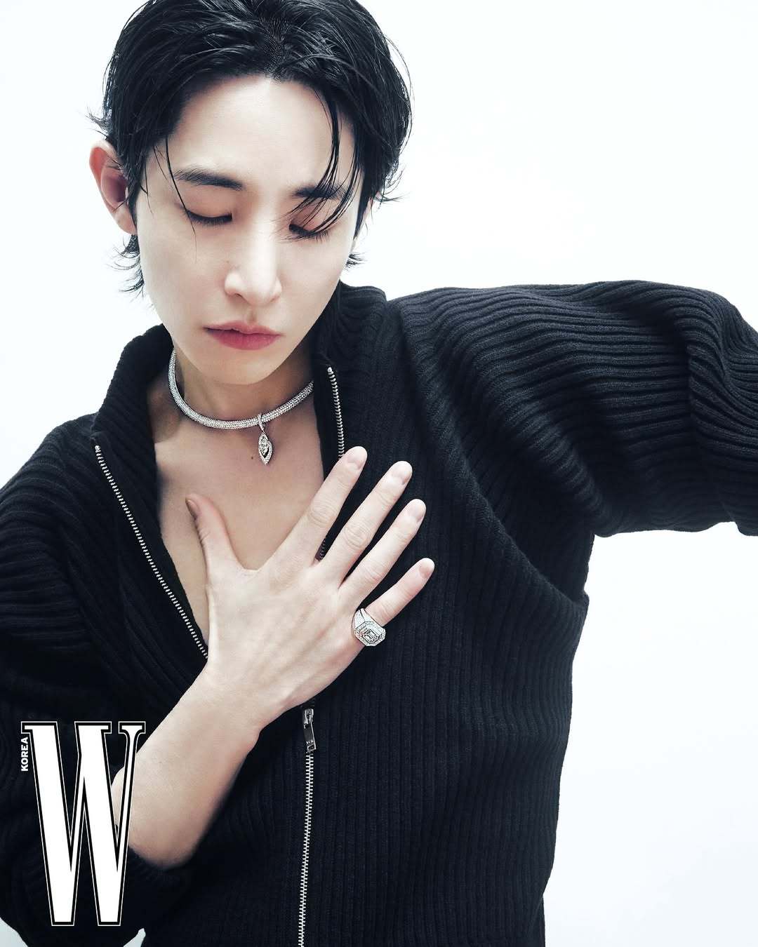 李洙赫✖️W Korea 十一月刊 🖤🖤🖤 