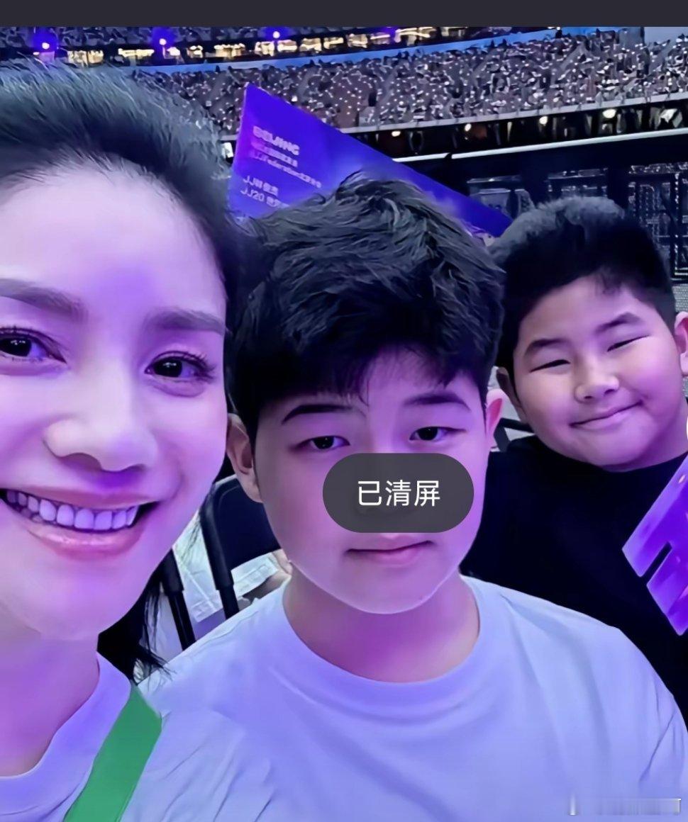 #胡可晒安吉近照#孩子们长的真快，不知不觉都变成大孩子啦#安吉[超话]# ​​​