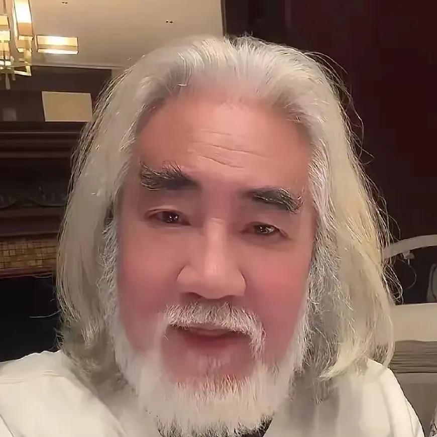 1月14日，张纪中洛杉矶豪宅被山火烧毁的消息引发热议。尽管张纪中未回应，但他更新