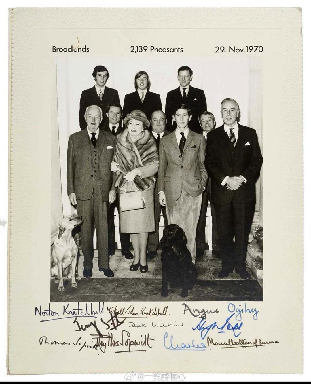 英国王室  1970年11月29日，威尔士亲王查尔斯王储与他的舅公缅甸蒙巴顿第一