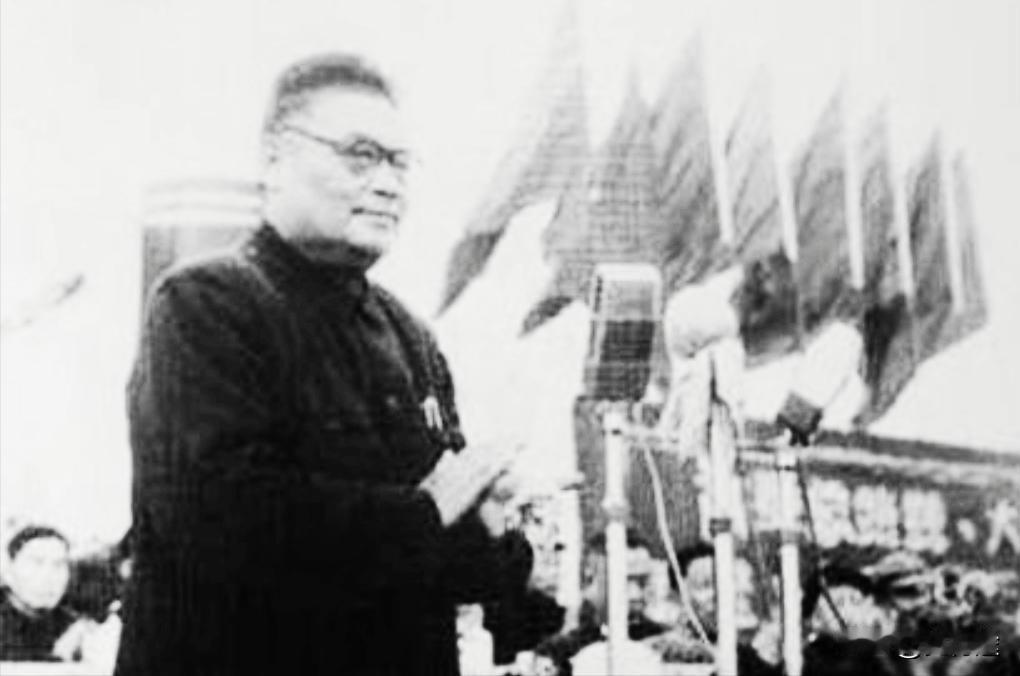 1936年，南下失利的红四方面军在丹巴休整了大半年时间。期间36岁的金川省苏维埃