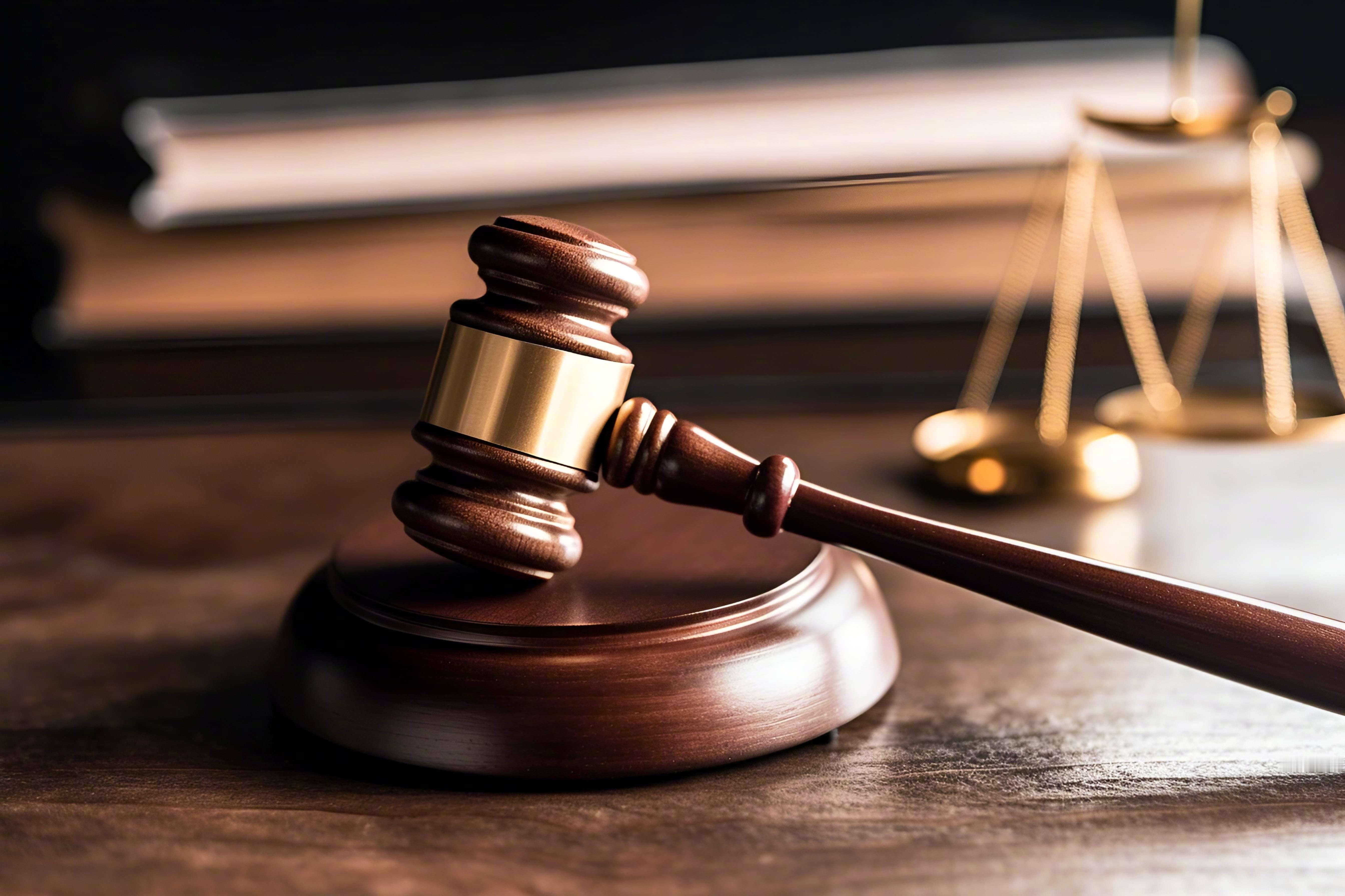 物业经理虚增造价侵吞业主资金17万【物业经理虚增造价侵吞业主维修资金17万元，因