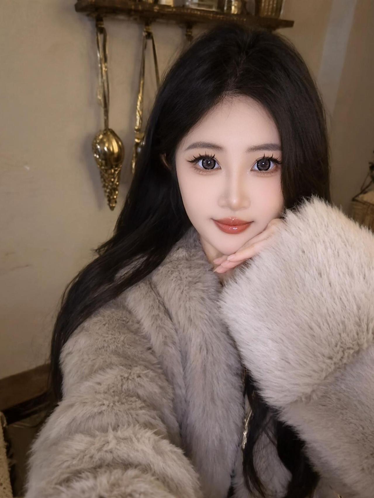 什么叫天花板我比烟花闪