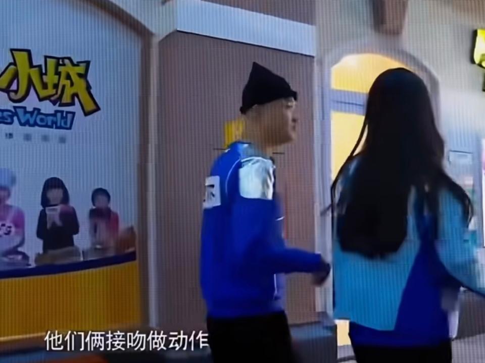 当年包贝尔参加跑男，还在节目上调戏还没离婚的Angelababy，这真是人品有问