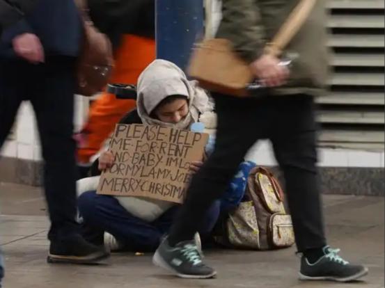 为什么美国的斩杀线，直到最近才被发现？因为近百年来运作良好的，海外吸血供养本土模