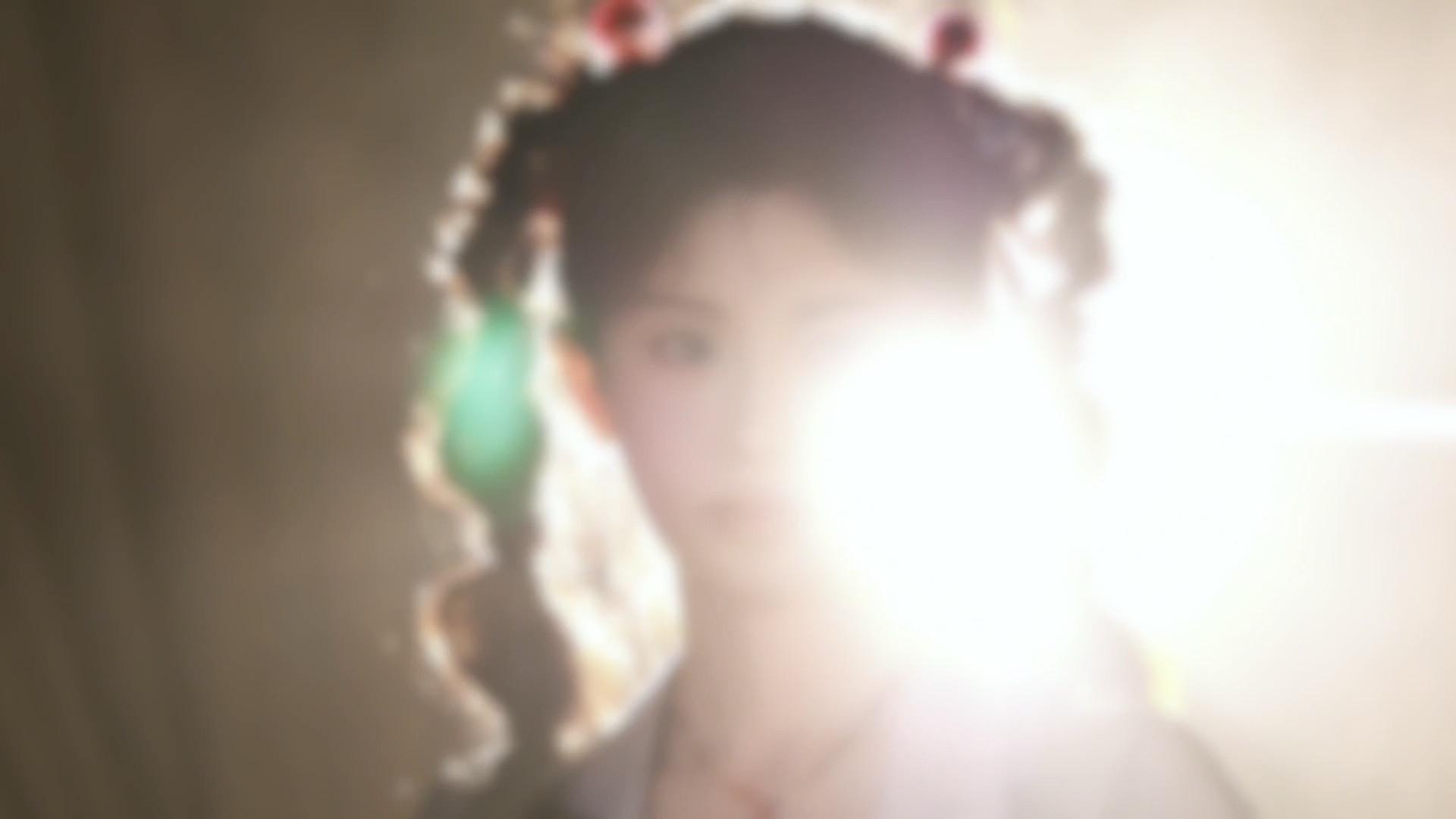 我的爱会攀上窗台盛放