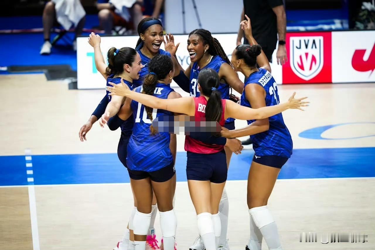 【波兰女排五局险胜美国终结其六连胜】2026年世界女排联赛第三周日本大阪站，波兰