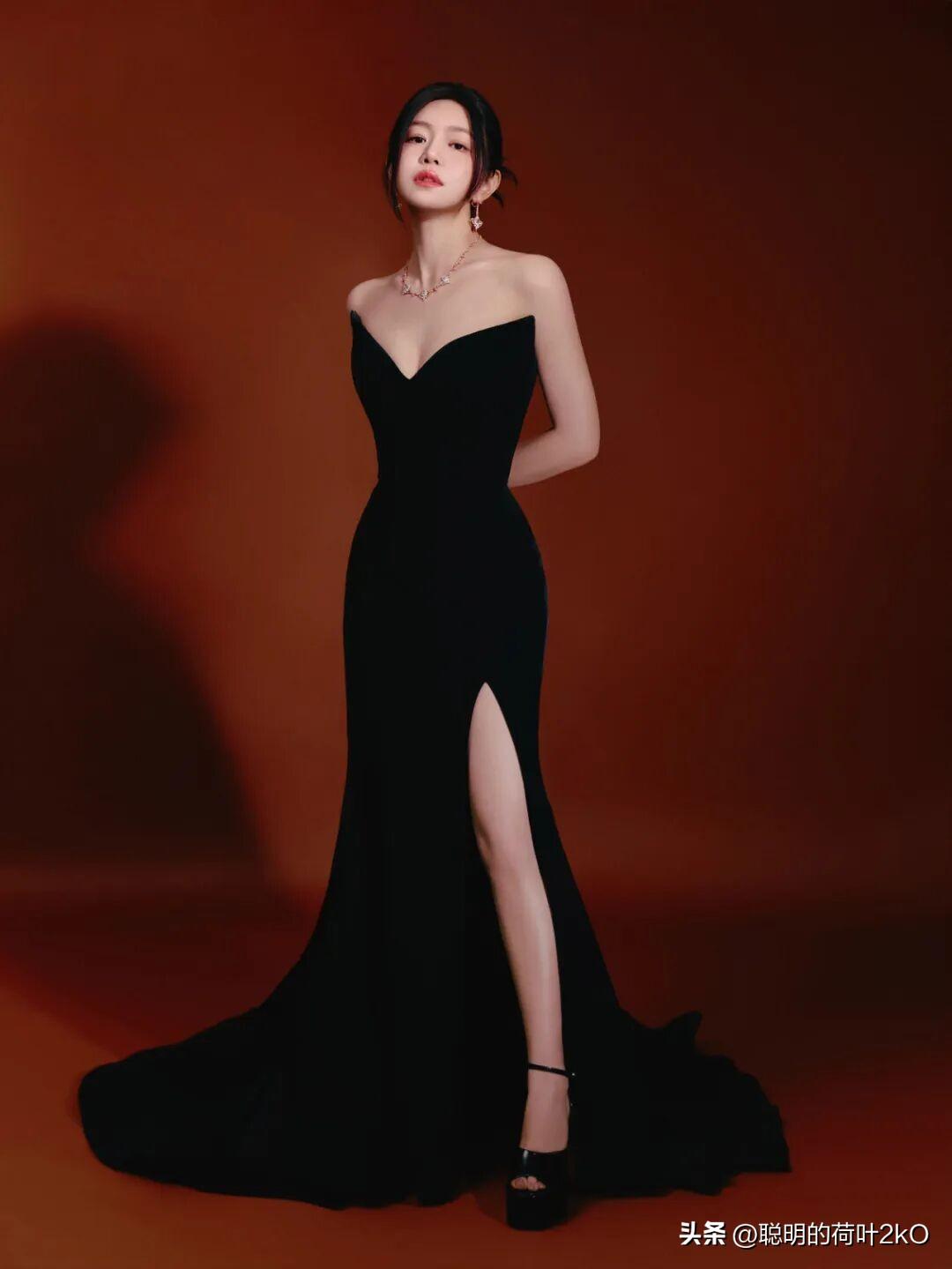 陈妍希黑色穿搭，温柔又冷艳，气质超绝