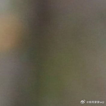 世间都是这样的，不管走到哪里，总有令人失望的事情，一旦碰到，我们就很容易过度悲观