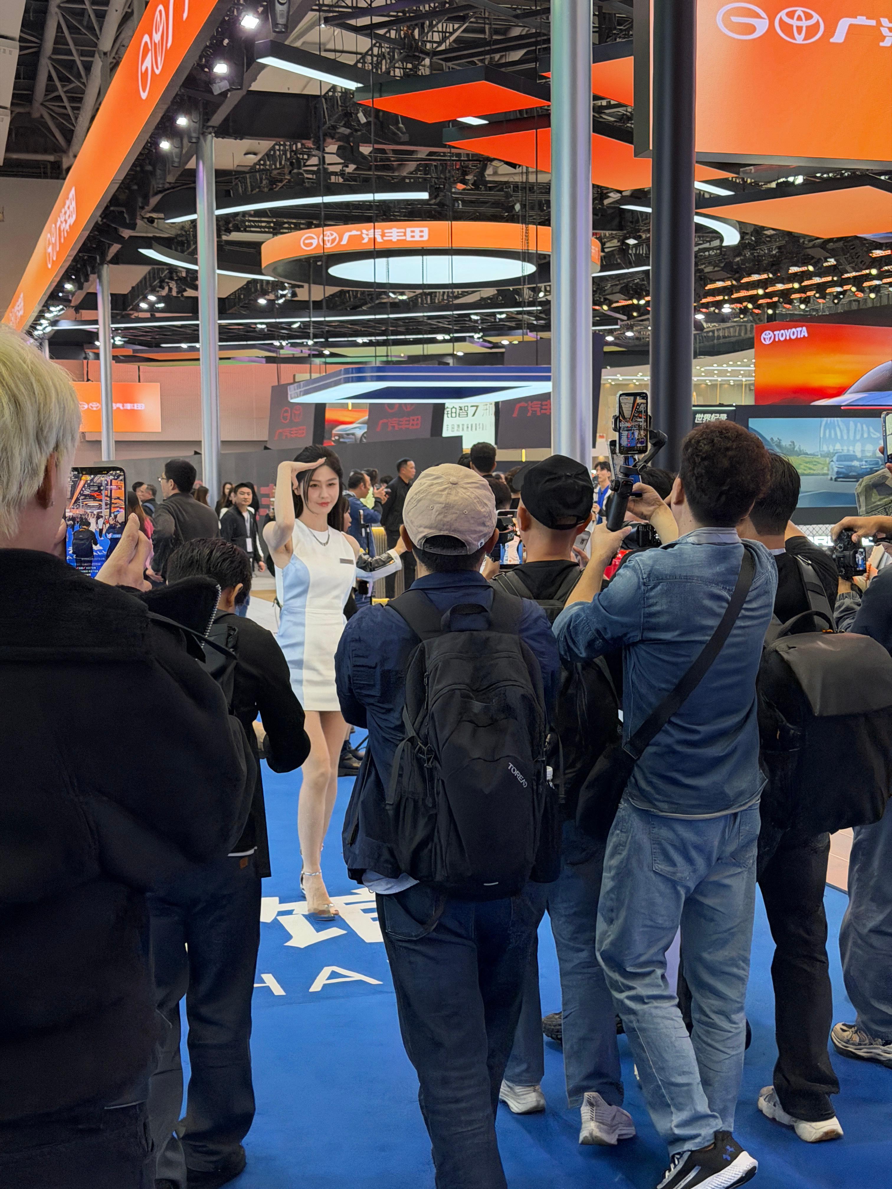 知道你们想看一下这种大美女节目