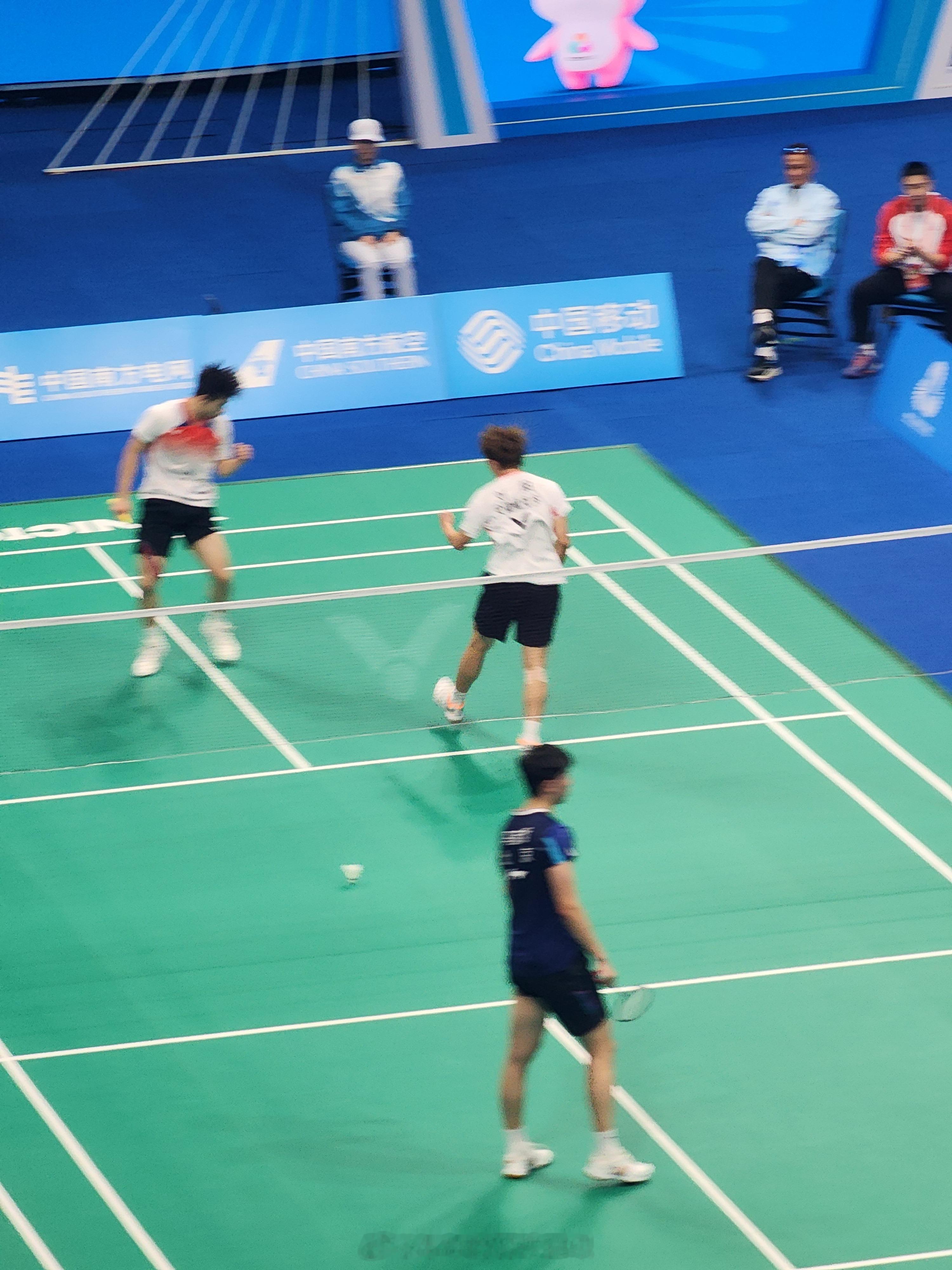 男双 半决赛 刘雨辰/冯彦哲(北京) 19-21 6-11 刘阳/刘毅(安徽)