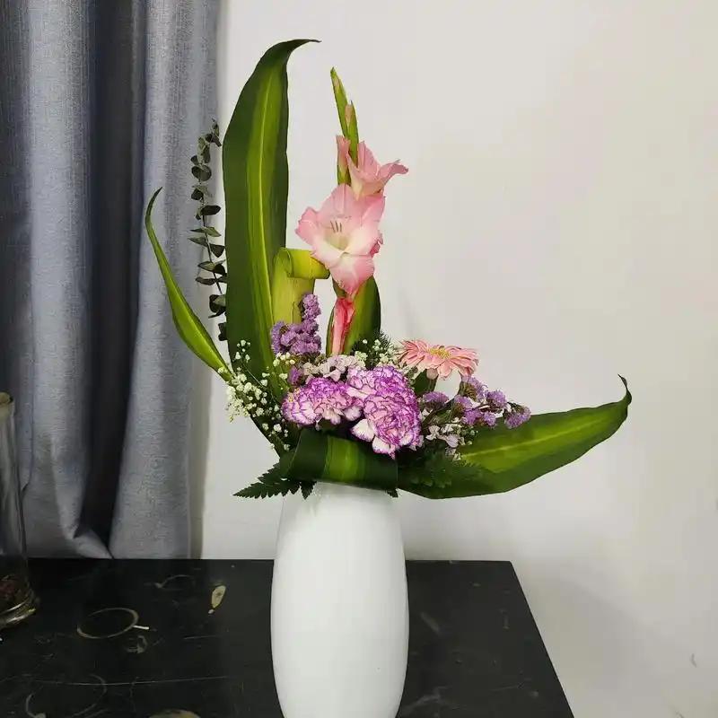 天天躺家里不愿找工作的人，不是懒，心里藏着说不出的难
 
天天躺家里不想找工作的