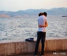 我爸最后落在我妈手里，属于“常在江湖飘，那有不挨刀”。


（来自作者身边朋友自