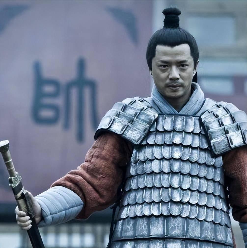 韩信作为汉初难得的将才，他一生为何却是壮烈而悲情?
韩信的故事，得从淮阴城的那条