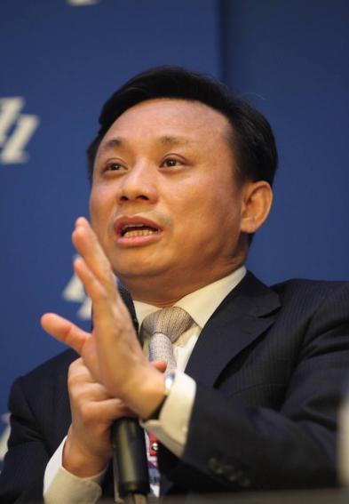 体制内退休金到底怎么了？老人领着稳定收入，年轻人挤地铁拼命上班却压力山大！毛振华