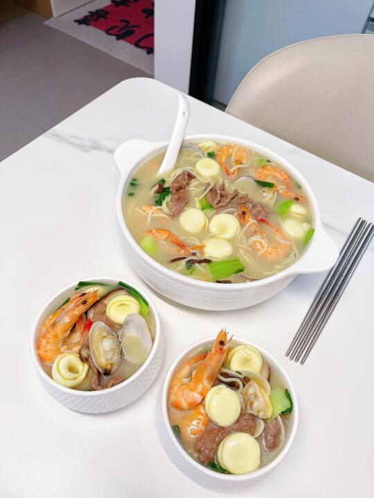 春日晚餐｜谁能拒绝得了这碗闽南海鲜卤面