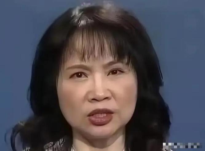 台湾名嘴陈凤馨在节目里，随手提了句“台湾统一大概会是西藏解放模式”。话音还没落，