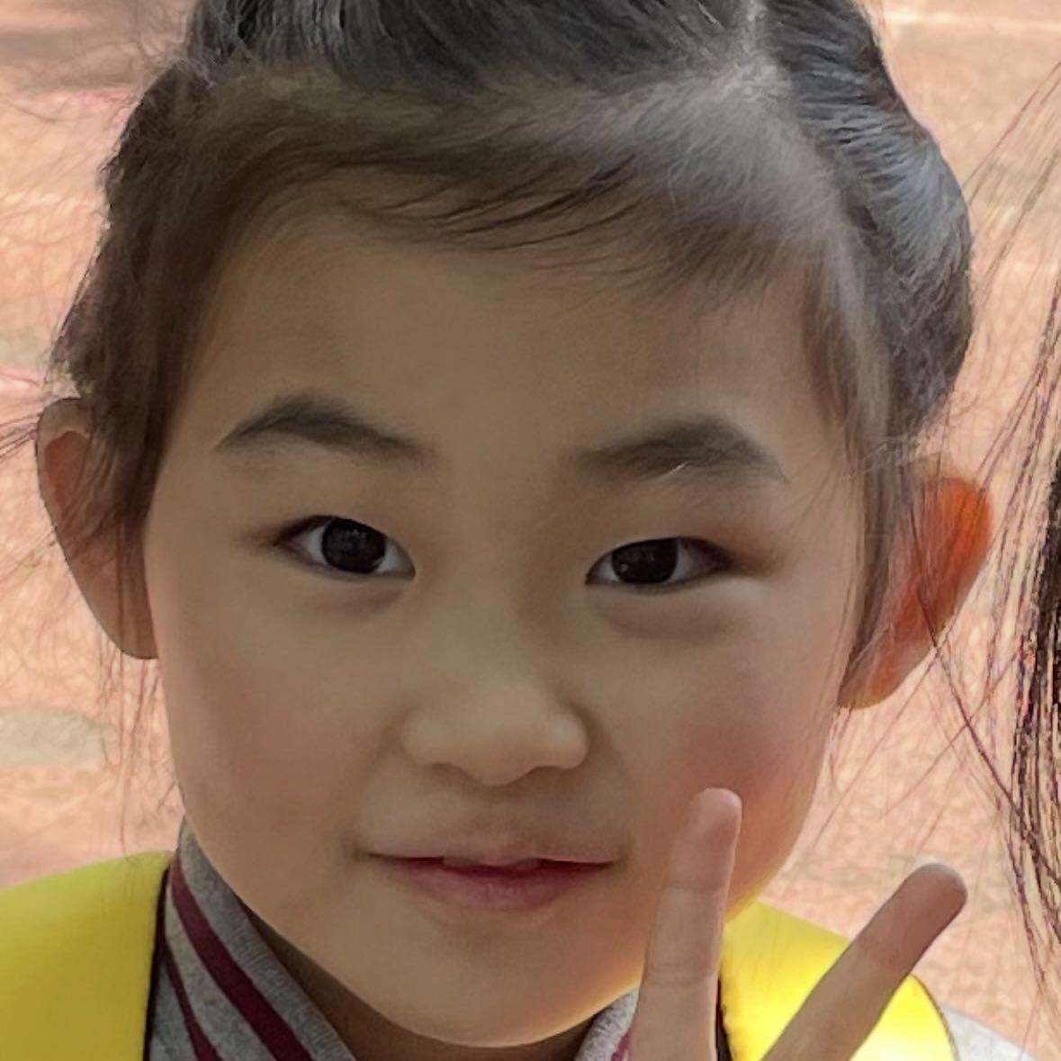 终极存在是无限的智能，智能好像一个种潜在的震动波，它一开始震动起来，觉知（AWA