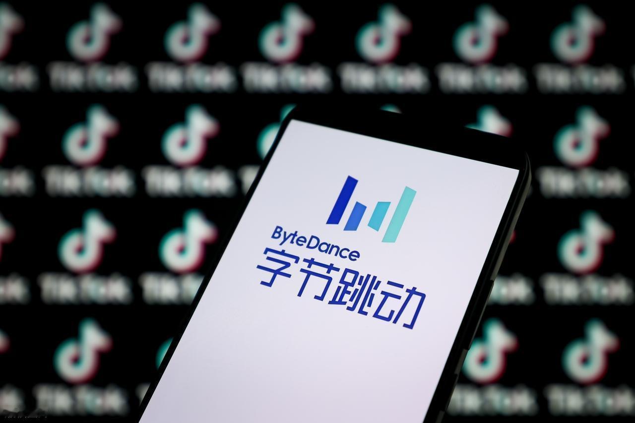 字节为什么总能出爆款？ 
 
字节又出王炸了。短剧应用PineDrama上线9个