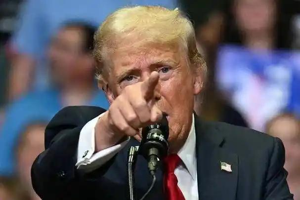 美国再想靠”海盗行为”赚钱难了！特朗普公开吹嘘，美国海军”像海盗一样”扣押伊朗石