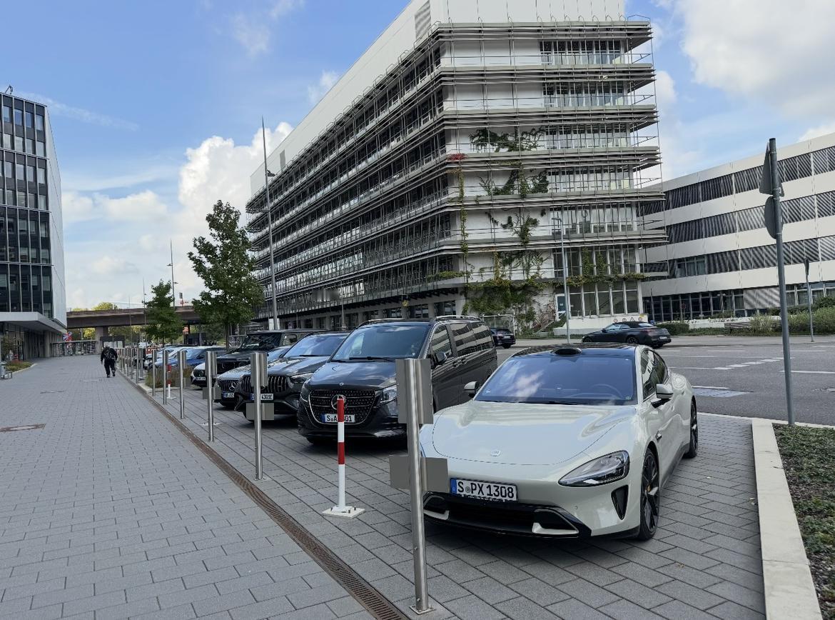 德国牌照的小米SU7～
漂亮[期待]