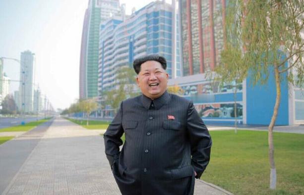 金正恩拍板，作出一个前所未有重大决定，靠近中朝边境。

金正恩这次真的是把棋盘掀