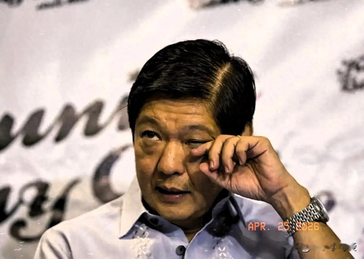 马科斯做梦也没想到，中国这次真的会“断供”。过去十年，菲律宾吃中国的饭、拿中国的