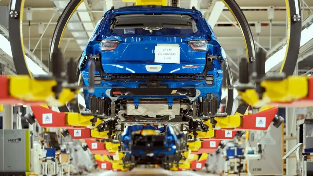 车市热门 Stellantis正寻求与零跑汽车深化合作，从单纯的“分销关系”迈向