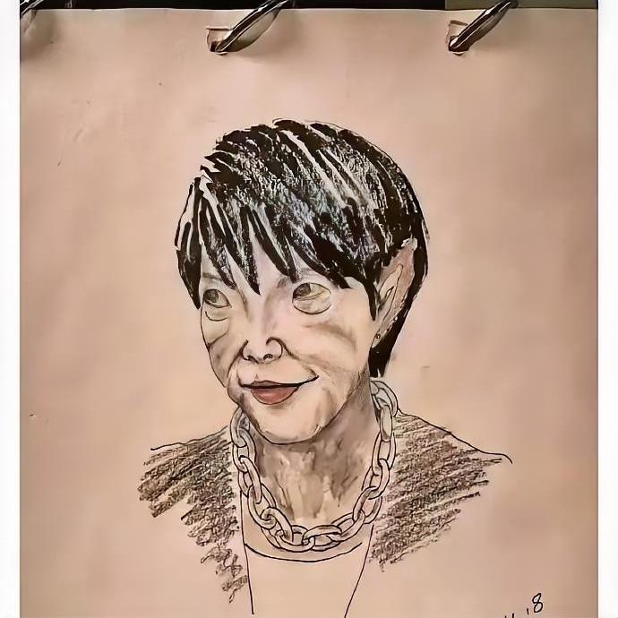 最近不少人猜测，日本某些政客频频对华示强，会不会是我们内部有人泄露了关键信息，让