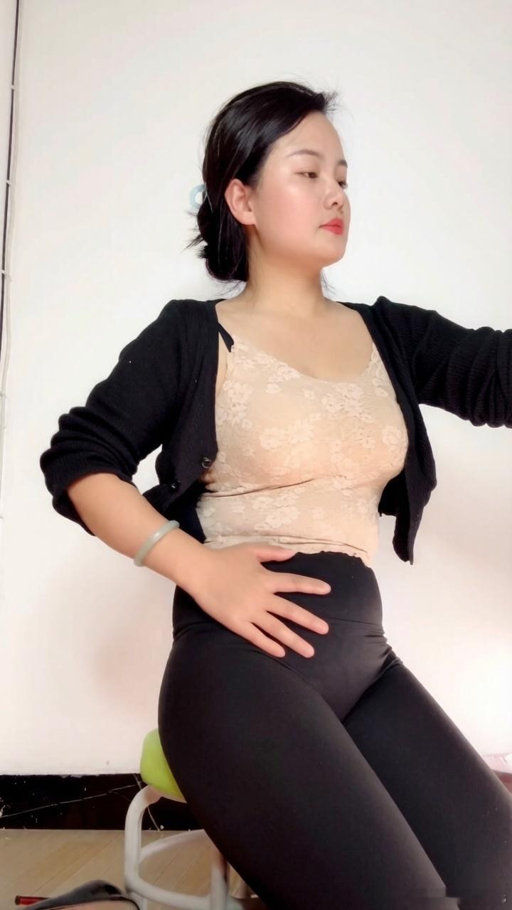 邻家大嫂 