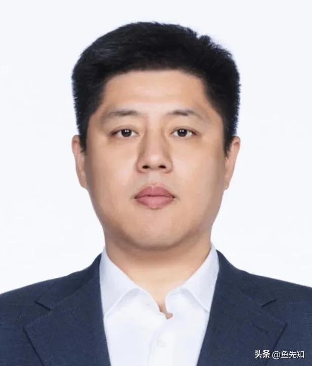 今天第四节完全没看懂潘江的用人跟布置，第四节迪亚洛明显已经上头了，他已经开始打斗