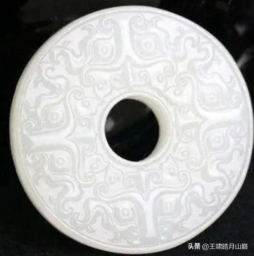 古代最大的赌石居然是和氏璧
  在现代，可以看到直播间里面有玉石原石，然后玉石经
