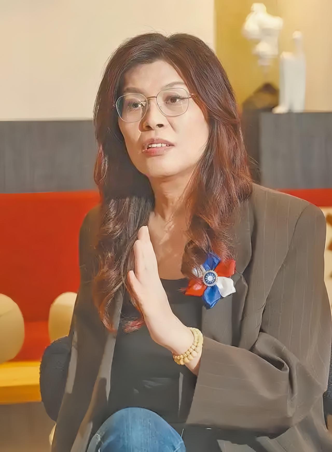 真是活久见，国民党这是嫌票太多了吗？

重庆公安对沈伯洋按分裂国家罪立案侦查，台