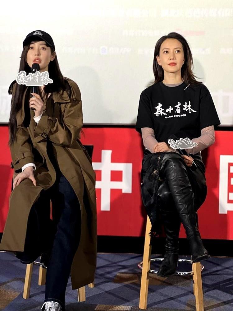真有人能把自律刻进骨子里。

46岁的高圆圆，在北京国际电影节的生图状态，直接把