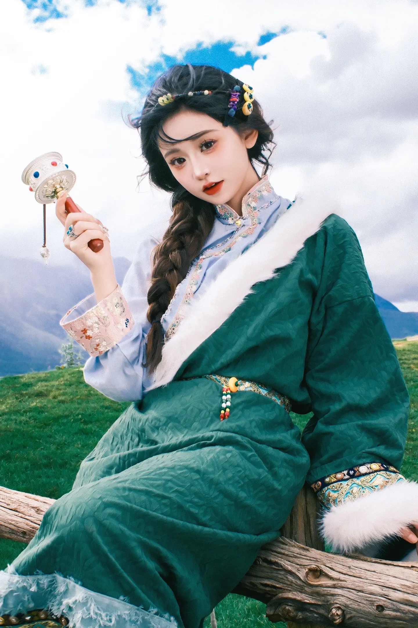 做自由的野花，风往哪里吹我就往哪走丨丽江写真