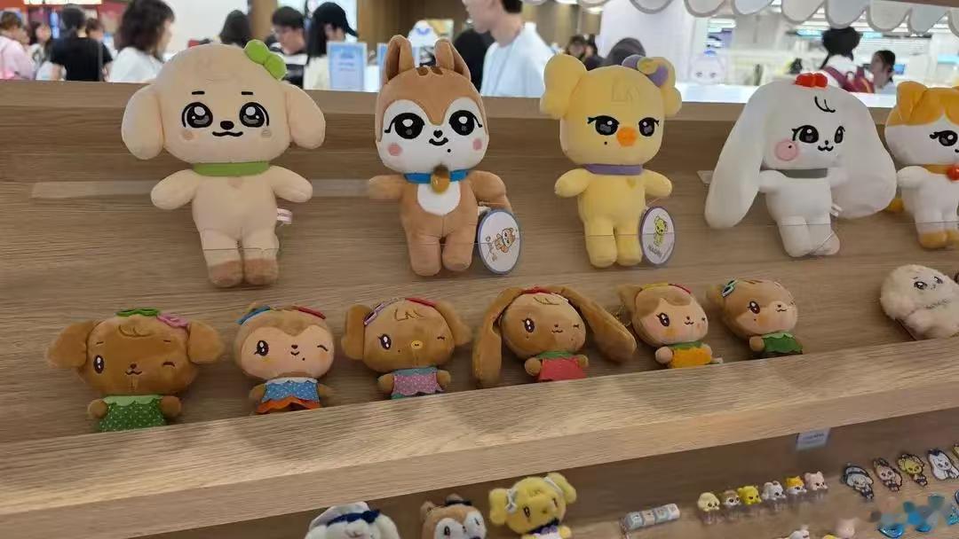 我笑晕了 狗兔鸭像刚从地里挖出来的 