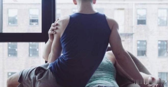 “我太爱他了。”2005年，广东一39岁已婚男子，杀掉一七旬老人后，还割下了他的