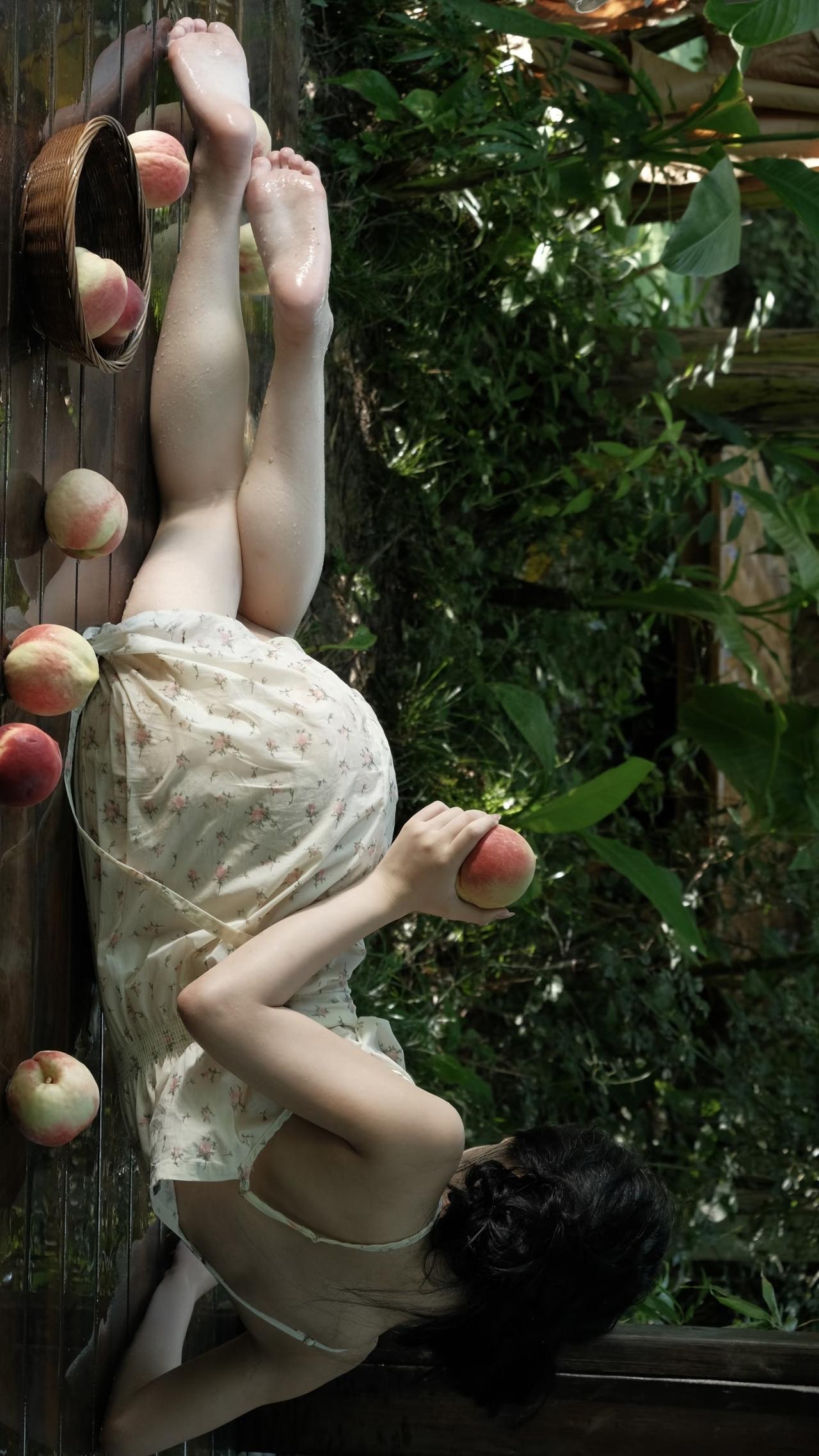 [微风]手机横过来看
[微风]无数人都说
[微风]简直是油画名作
[微风]好有氛