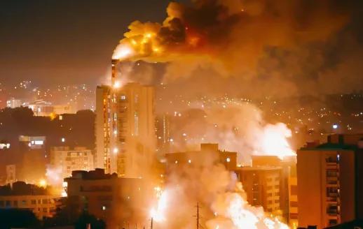 伊朗把中东打了个遍，很多人以为这是冒进，是赌命，是在刀尖上跳舞，错了！真相是：伊