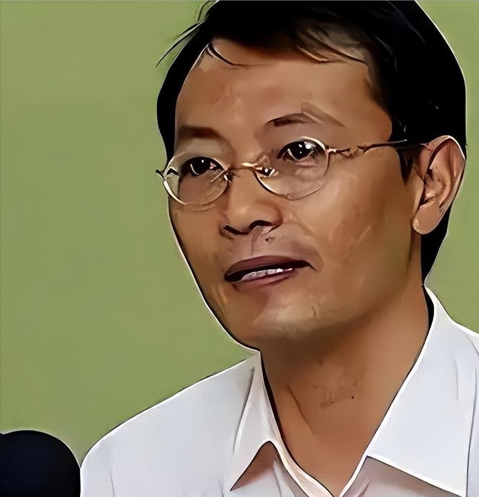 03年，建议把中国分成7个国，愿为美国死，北大教授为何口出狂言

很难想象这样的