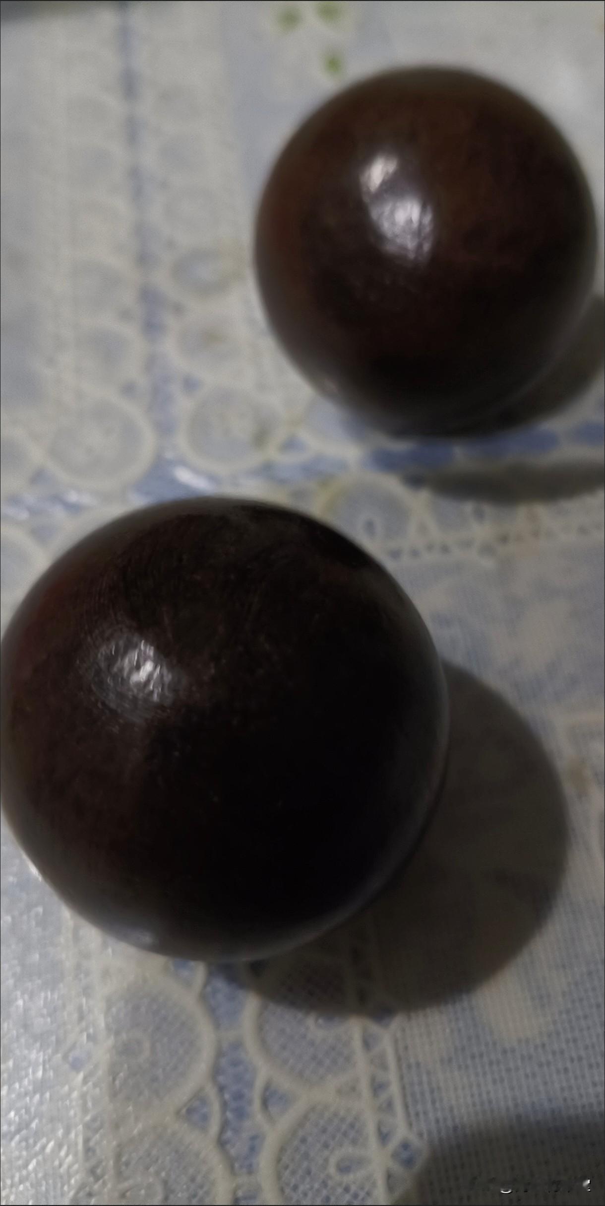 江南春：这么值钱吗？

媒体爆料，庞家捐赠的，如今差一点落锤拍卖掉的那幅如今值8