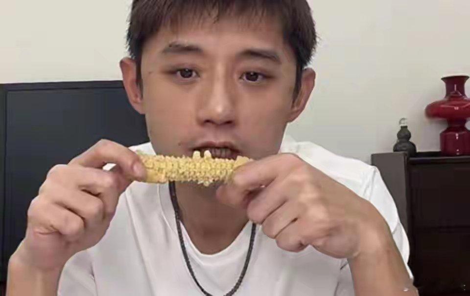 “采花不败花”是个爷们！张继科回应景甜事件，一句话保护了前任 ​​​