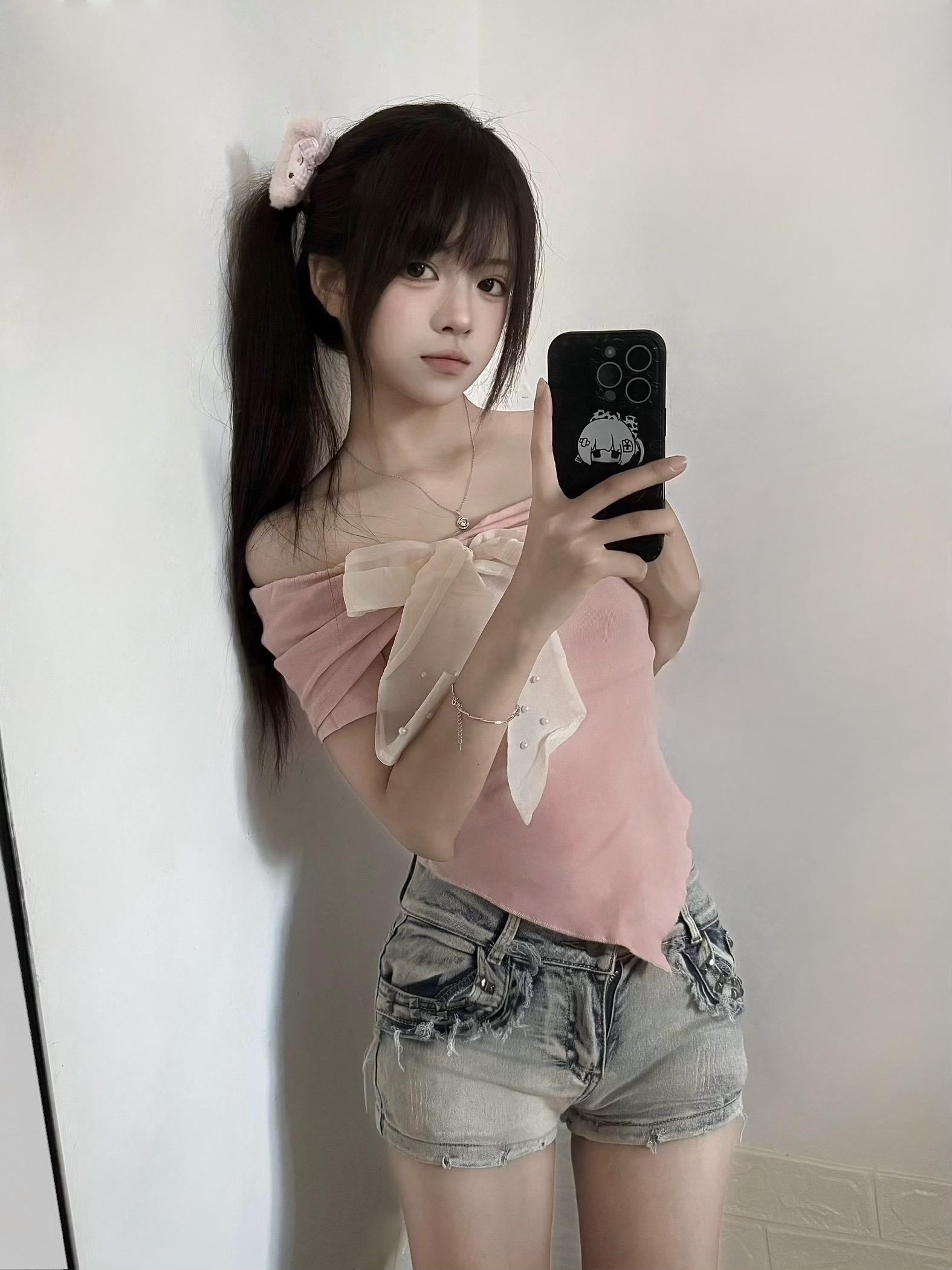 我承认你的天真 但我不喜欢蠢的。
