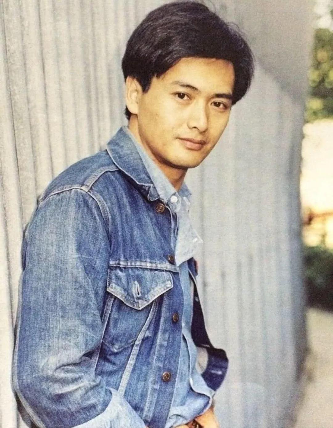 一次，记者问周润发:“你为什么要裸捐56亿的身家呢？”然而周润发的回答，却让在场