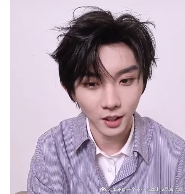 麻鸭从未见过如此标准的鼠