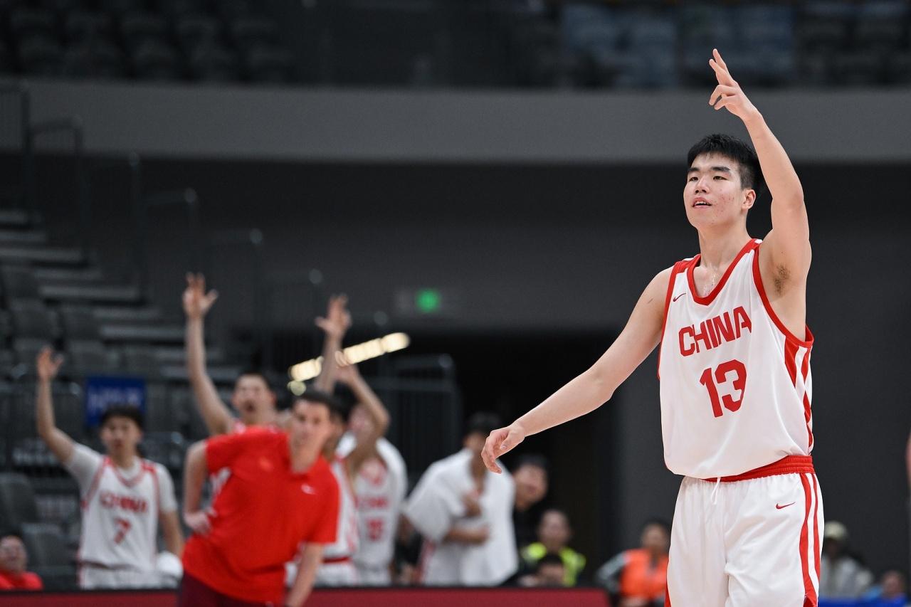 中国U18男篮新星张懿赵杰真是准的离谱！在今天进行的中国男篮对阵澳大利亚男篮的U