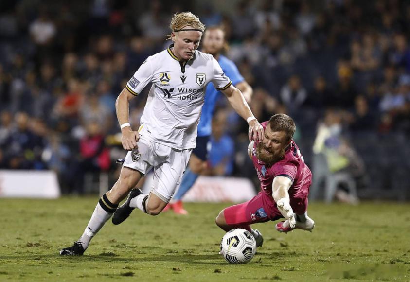 欧罗巴杯来袭 卢多戈雷vs塞尔塔 塞尔塔来势汹汹，卢多戈雷难以抵挡冲击？亚冠+欧