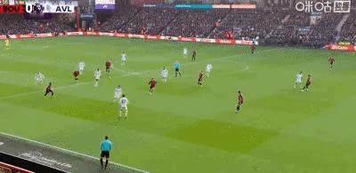 伯恩茅斯vs维拉 第23分钟，摩根-罗杰斯右路劲射破门，维拉1-0领先伯恩茅斯英