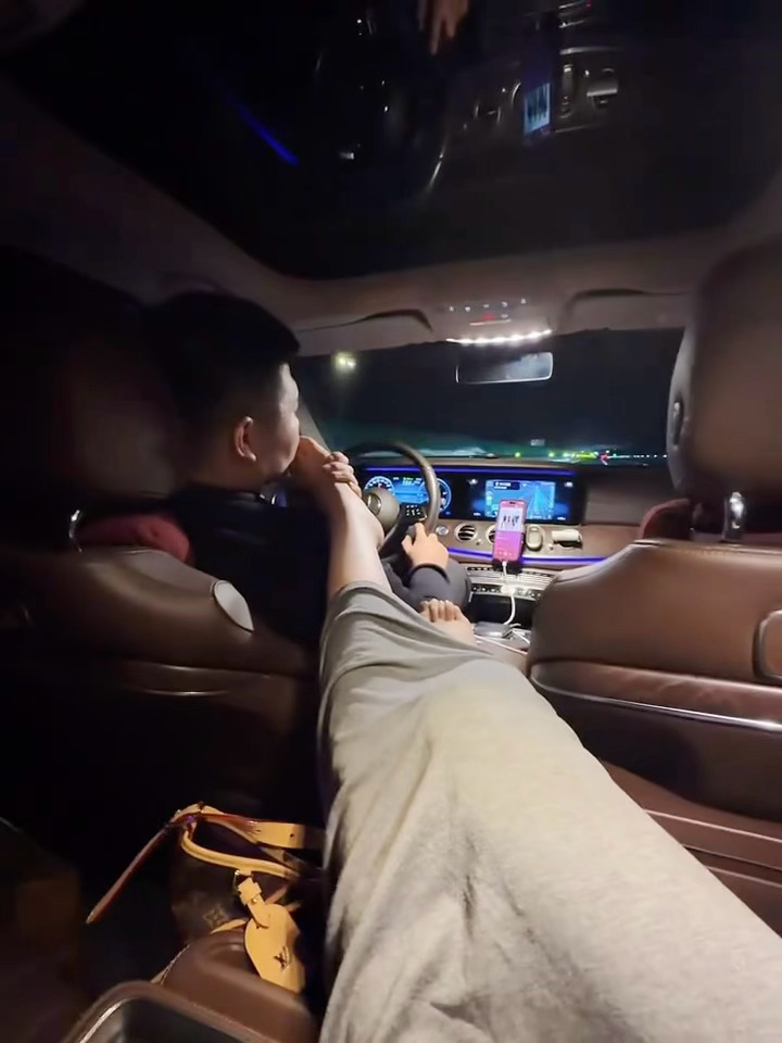 老司机开车都是这么提神的吗？