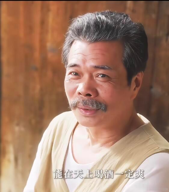 南枝的爸爸原来是我们的老熟人终于找到南枝氛围感的源头啦，她老爸竟是老熟人，又幽默